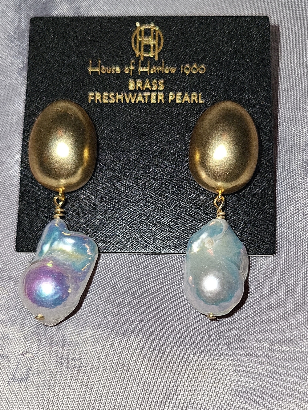 House of Harlow 1960 Gold Drop Earrings with Iridescent Pearl Drops Ty LM